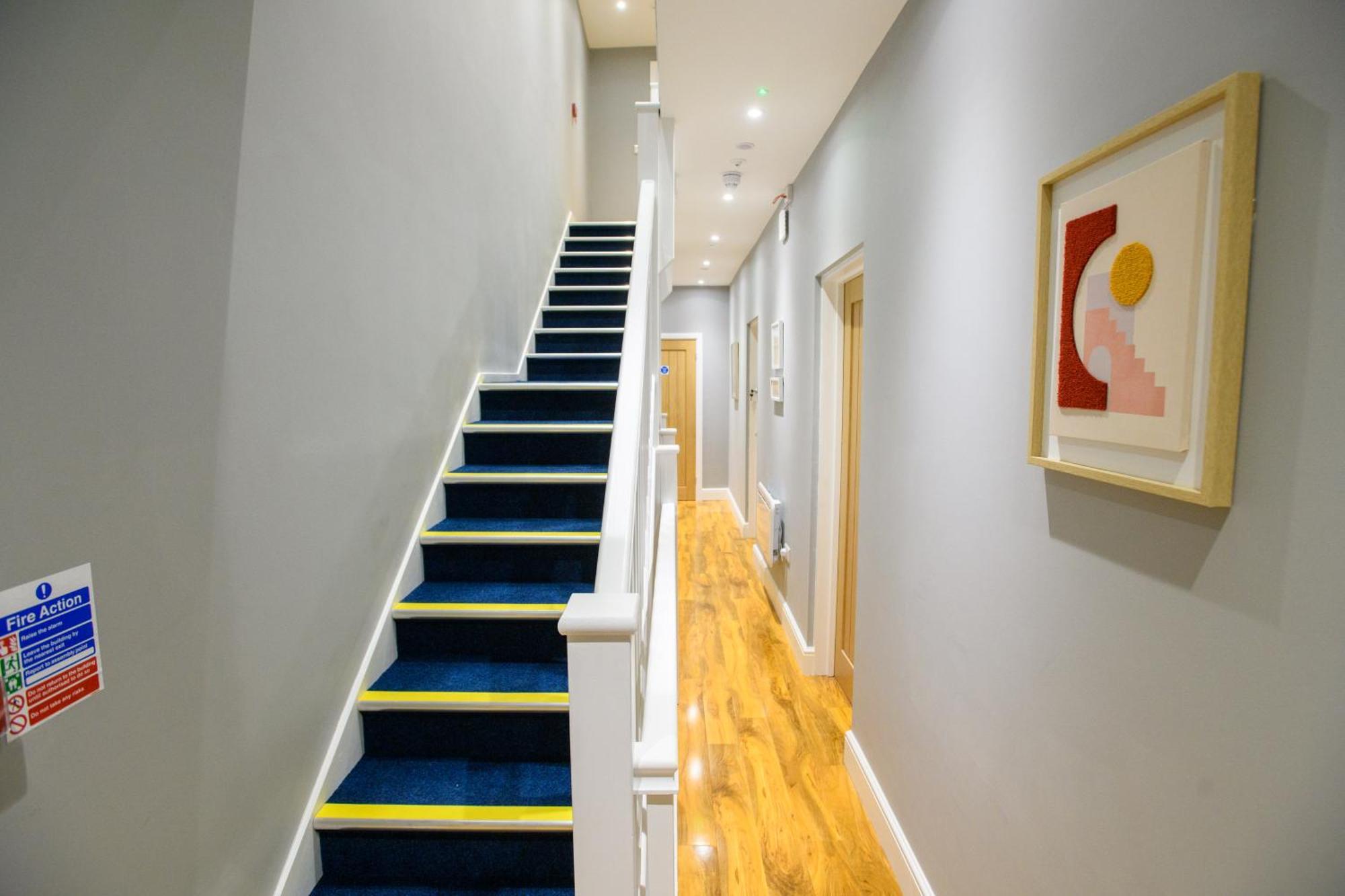 Tavmar Accommodation Линкълн Екстериор снимка